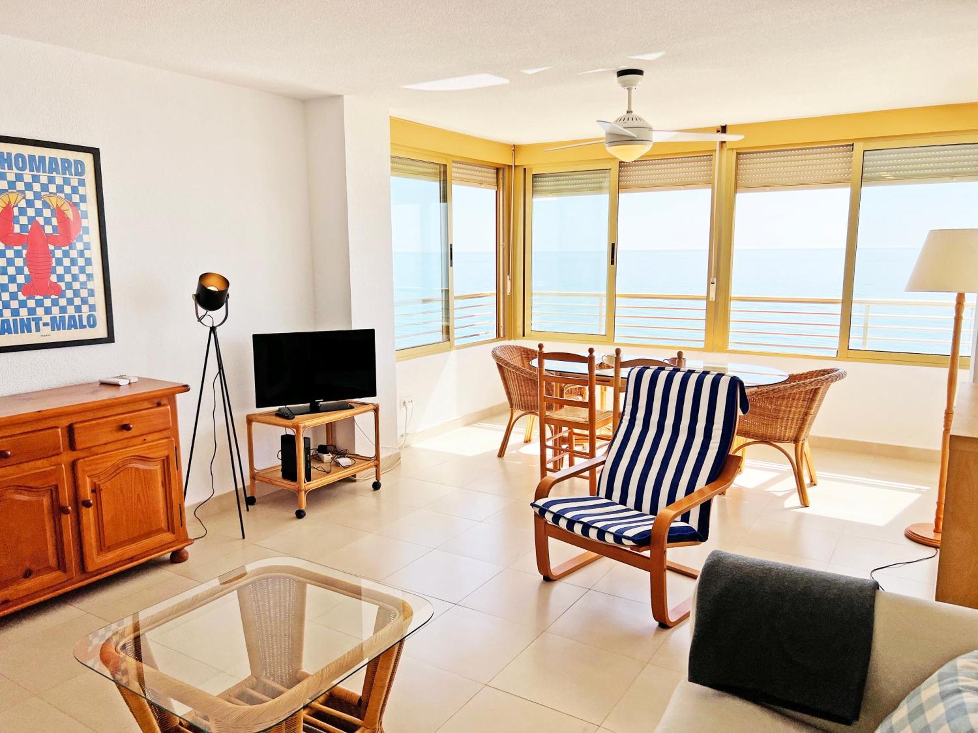 Oasis Frente Al Mar. Parking Gratis Apartment El Campello Exterior photo