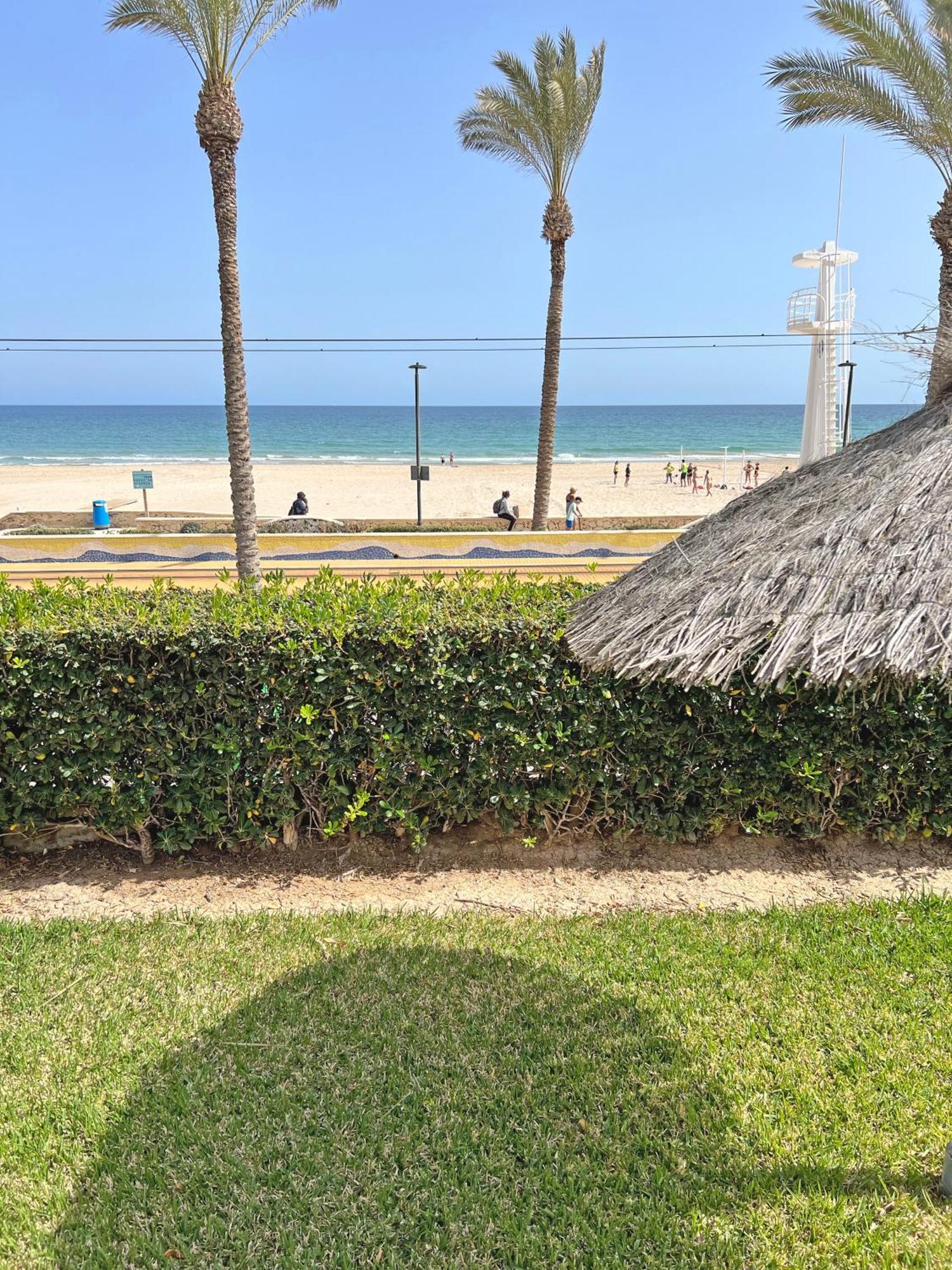 Oasis Frente Al Mar. Parking Gratis Apartment El Campello Exterior photo
