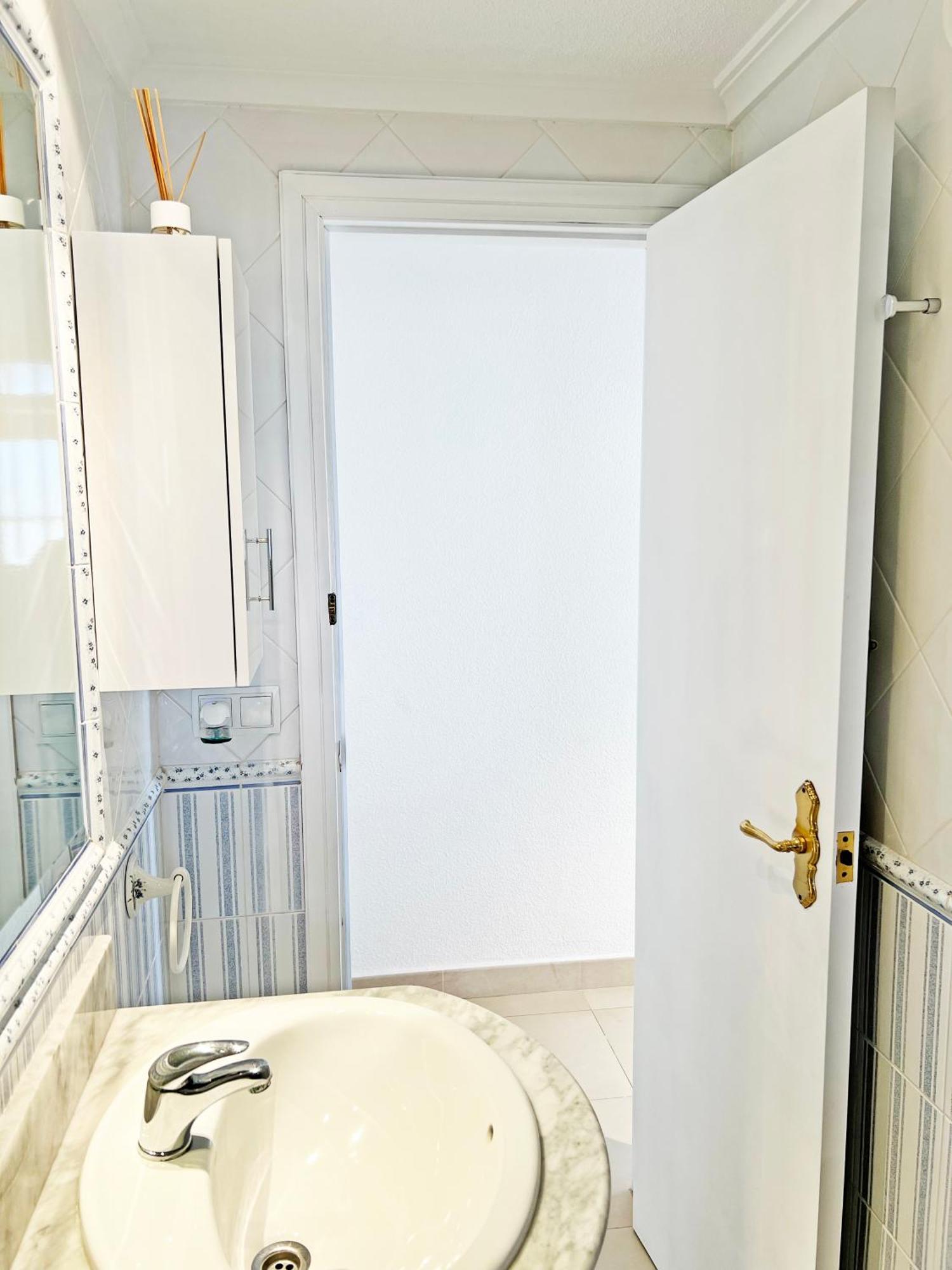 Oasis Frente Al Mar. Parking Gratis Apartment El Campello Exterior photo